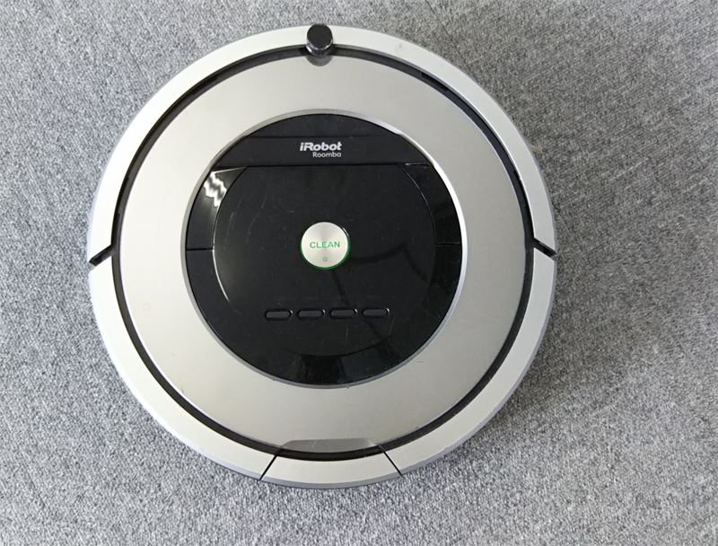 「iRobot Roomba ロボット掃除機 ルンバ800シリーズ876」我が家でデビューする